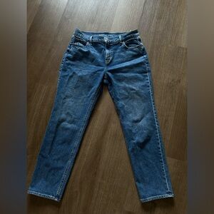 Old Navy Mid-Rise Boyfriend Jeans